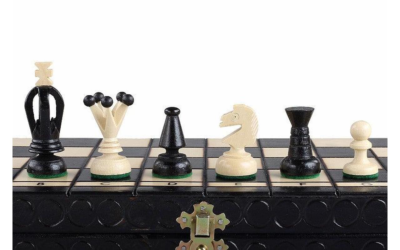 KING'S BLACK Shakkipeli